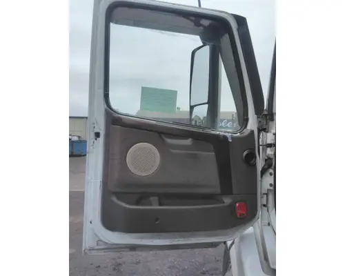 VOLVO VNL 1999-2025 DOOR ASSEMBLY, FRONT