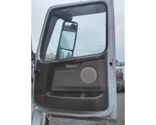 VOLVO VNL 1999-2025 DOOR ASSEMBLY, FRONT