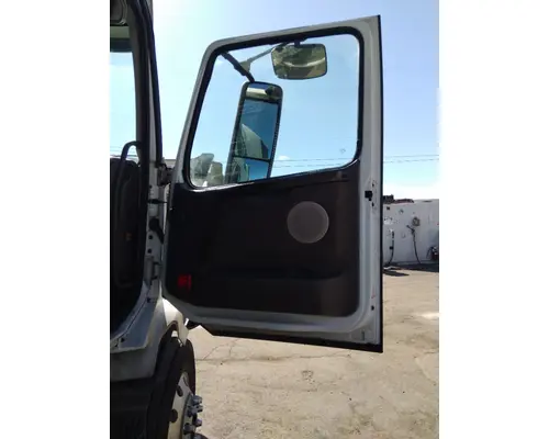VOLVO VNL 1999-2025 DOOR ASSEMBLY, FRONT