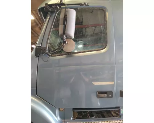 VOLVO VNL 1999-2025 DOOR ASSEMBLY, FRONT