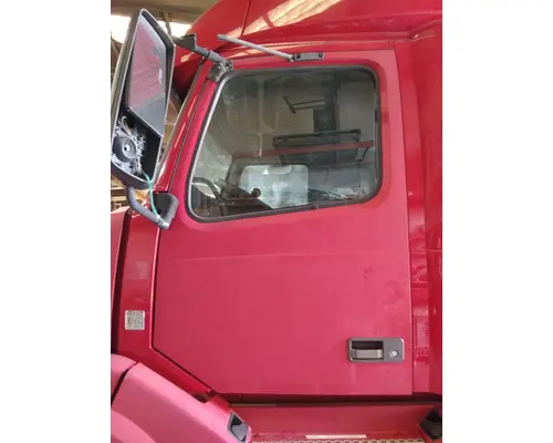 VOLVO VNL 1999-2025 DOOR ASSEMBLY, FRONT