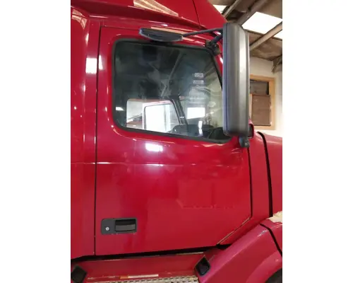 VOLVO VNL 1999-2025 DOOR ASSEMBLY, FRONT