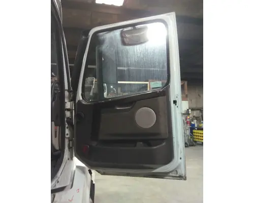 VOLVO VNL 1999-2025 DOOR ASSEMBLY, FRONT