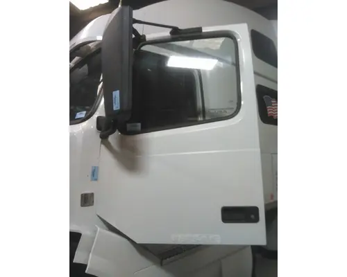 VOLVO VNL 1999-2025 DOOR ASSEMBLY, FRONT