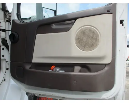 VOLVO VNL 1999-2025 DOOR ASSEMBLY, FRONT