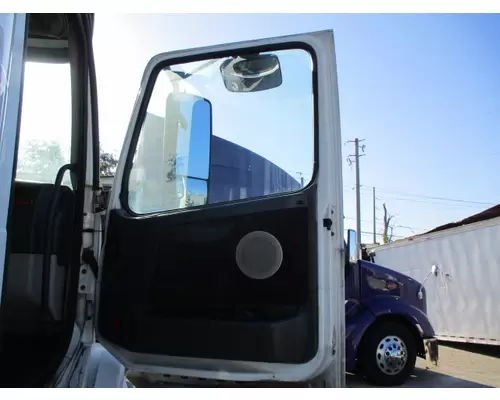 VOLVO VNL 1999-2025 DOOR ASSEMBLY, FRONT
