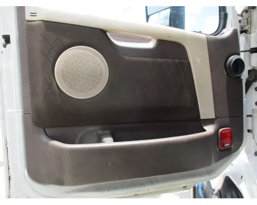 VOLVO VNL 1999-2025 DOOR ASSEMBLY, FRONT