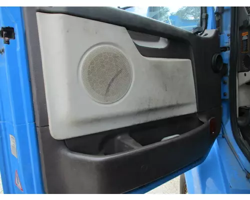 VOLVO VNL 1999-2025 DOOR ASSEMBLY, FRONT