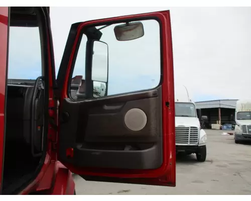 VOLVO VNL 1999-2025 DOOR ASSEMBLY, FRONT