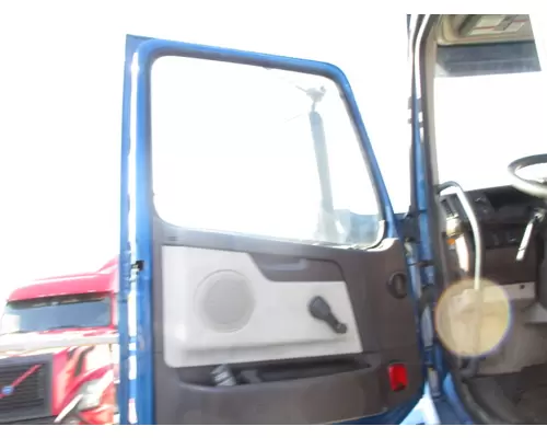 VOLVO VNL 1999-2025 DOOR ASSEMBLY, FRONT
