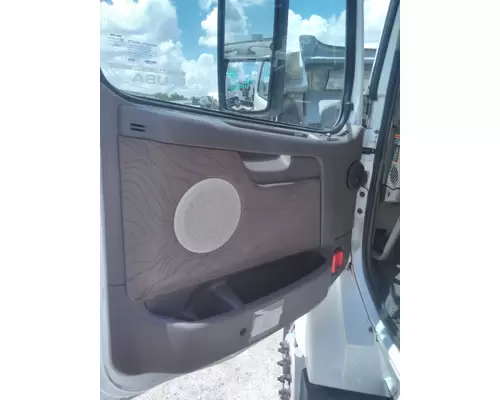 VOLVO VNL 1999-2025 DOOR ASSEMBLY, FRONT
