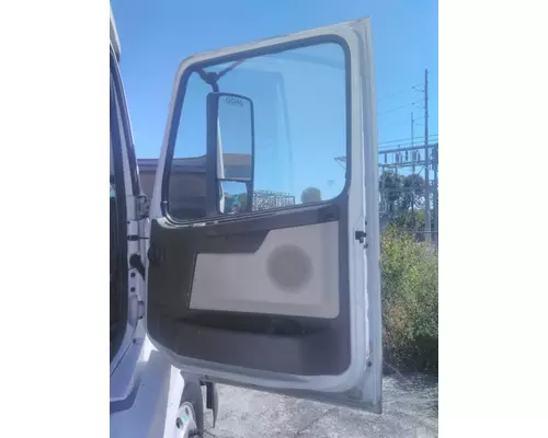 VOLVO VNL 1999-2025 DOOR ASSEMBLY, FRONT