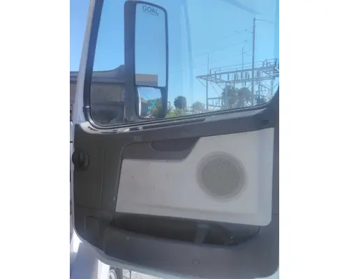 VOLVO VNL 1999-2025 DOOR ASSEMBLY, FRONT