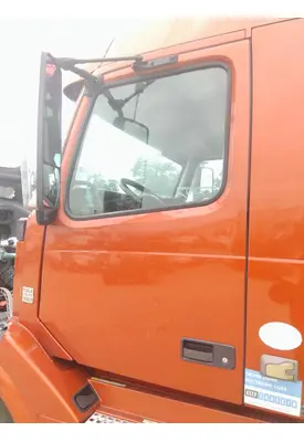 VOLVO VNL 1999-2025 DOOR ASSEMBLY, FRONT