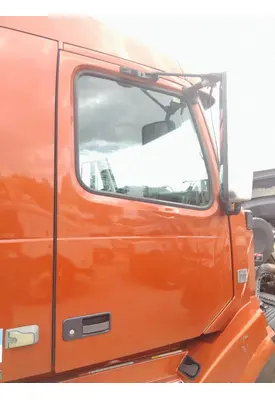 VOLVO VNL 1999-2025 DOOR ASSEMBLY, FRONT