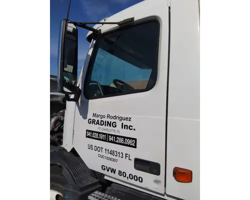 VOLVO VNL 1999-2025 DOOR ASSEMBLY, FRONT