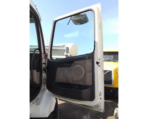 VOLVO VNL 1999-2025 DOOR ASSEMBLY, FRONT