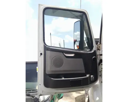 VOLVO VNL 1999-2025 DOOR ASSEMBLY, FRONT