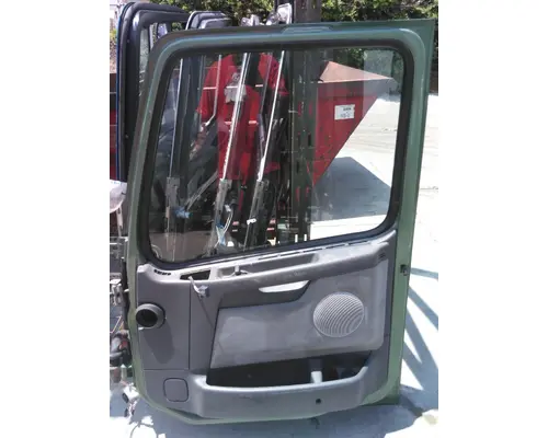 VOLVO VNL 1999-2025 DOOR ASSEMBLY, FRONT