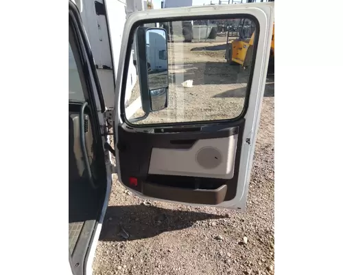 VOLVO VNL 1999-2025 DOOR ASSEMBLY, FRONT