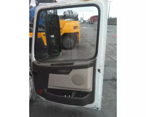 VOLVO VNL 1999-2025 DOOR ASSEMBLY, FRONT