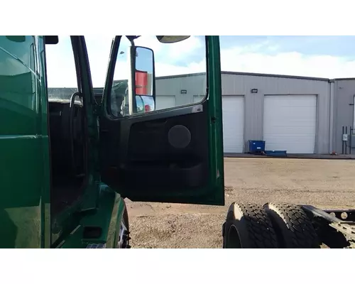 VOLVO VNL 1999-2025 DOOR ASSEMBLY, FRONT