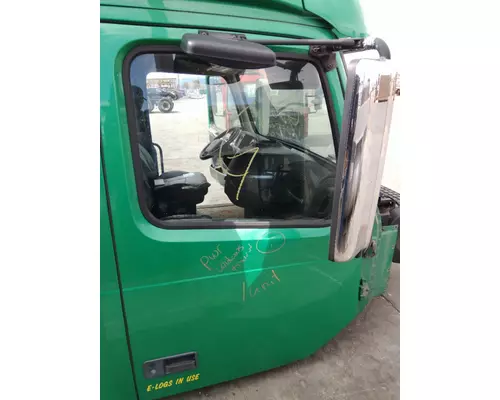 VOLVO VNL 1999-2025 DOOR ASSEMBLY, FRONT