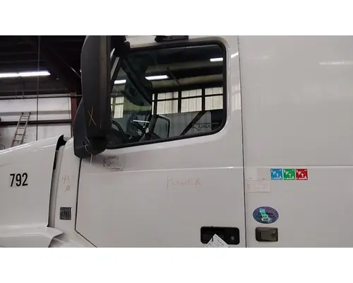 VOLVO VNL 1999-2025 DOOR ASSEMBLY, FRONT