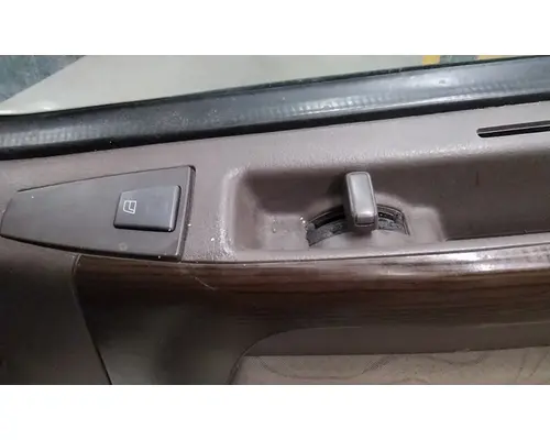 VOLVO VNL 1999-2025 DOOR ASSEMBLY, FRONT