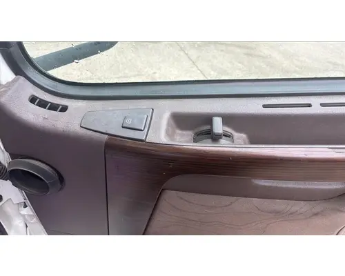 VOLVO VNL 1999-2025 DOOR ASSEMBLY, FRONT