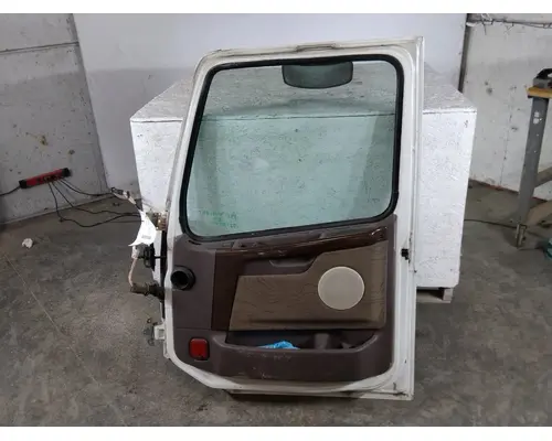 VOLVO VNL 1999-2025 DOOR ASSEMBLY, FRONT