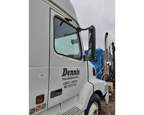 VOLVO VNL 1999-2025 DOOR ASSEMBLY, FRONT