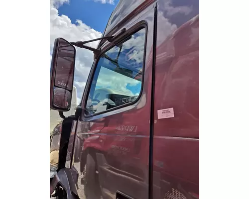 VOLVO VNL 1999-2025 DOOR ASSEMBLY, FRONT