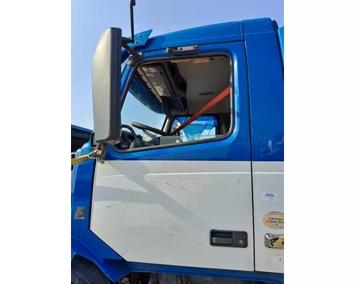 VOLVO VNL 1999-2025 DOOR ASSEMBLY, FRONT