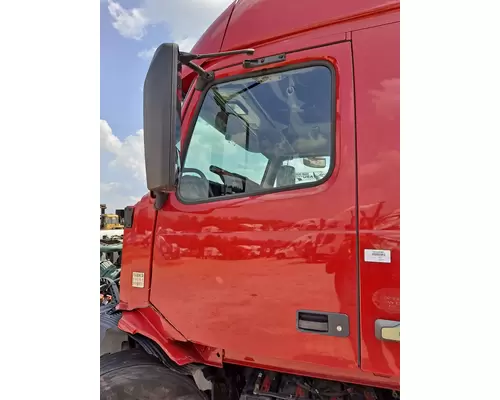 VOLVO VNL 1999-2025 DOOR ASSEMBLY, FRONT
