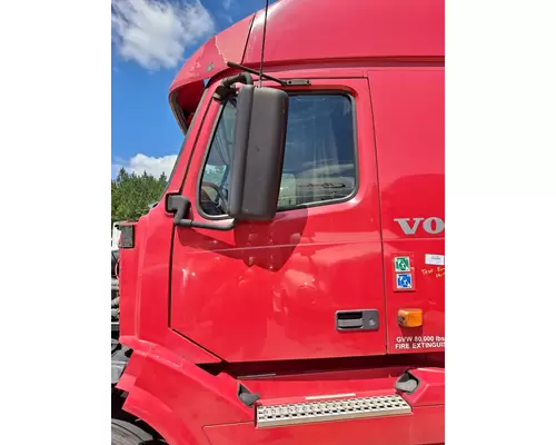 VOLVO VNL 1999-2025 DOOR ASSEMBLY, FRONT