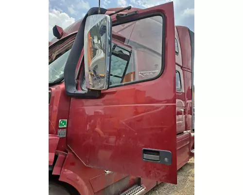 VOLVO VNL 1999-2025 DOOR ASSEMBLY, FRONT