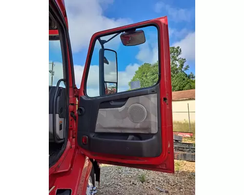 VOLVO VNL 1999-2025 DOOR ASSEMBLY, FRONT