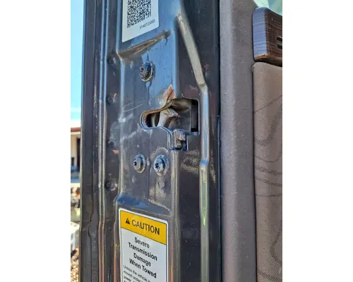 VOLVO VNL 1999-2025 DOOR ASSEMBLY, FRONT