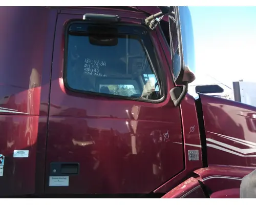 VOLVO VNL 1999-2025 DOOR ASSEMBLY, FRONT
