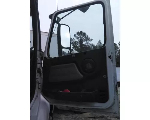 VOLVO VNL 1999-2025 DOOR ASSEMBLY, FRONT