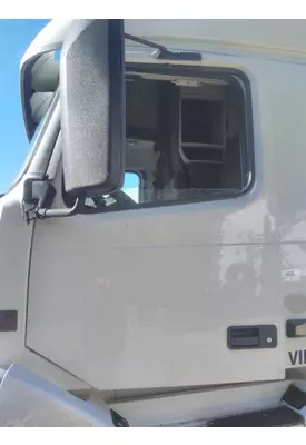 VOLVO VNL 1999-2025 DOOR ASSEMBLY, FRONT