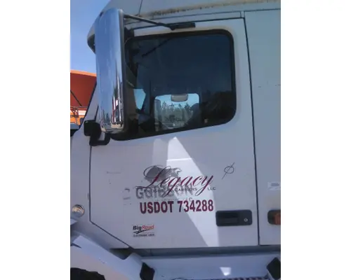 VOLVO VNL 1999-2025 DOOR ASSEMBLY, FRONT