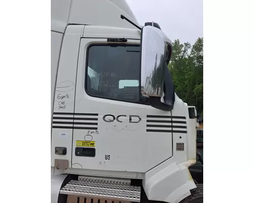 VOLVO VNL 1999-2025 DOOR ASSEMBLY, FRONT