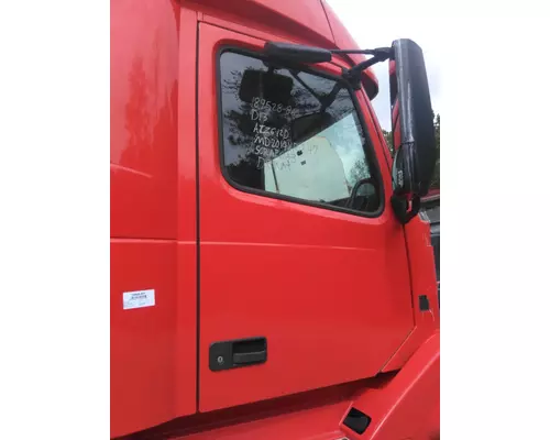 VOLVO VNL 1999-2025 DOOR ASSEMBLY, FRONT