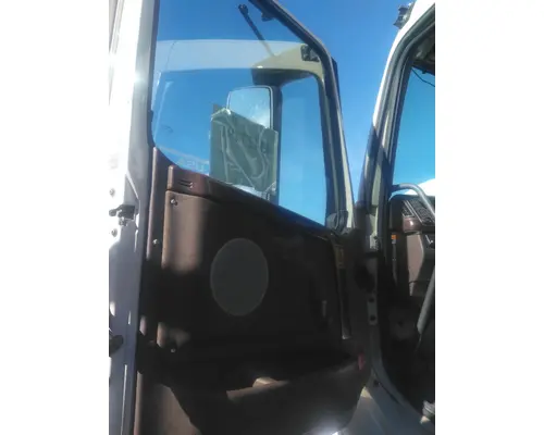 VOLVO VNL 1999-2025 DOOR ASSEMBLY, FRONT