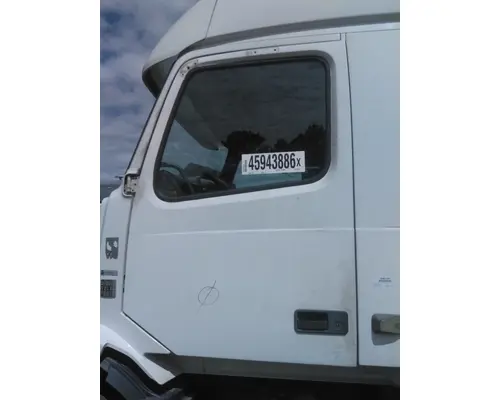 VOLVO VNL 1999-2025 DOOR ASSEMBLY, FRONT