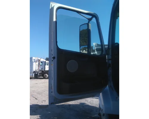 VOLVO VNL 1999-2025 DOOR ASSEMBLY, FRONT