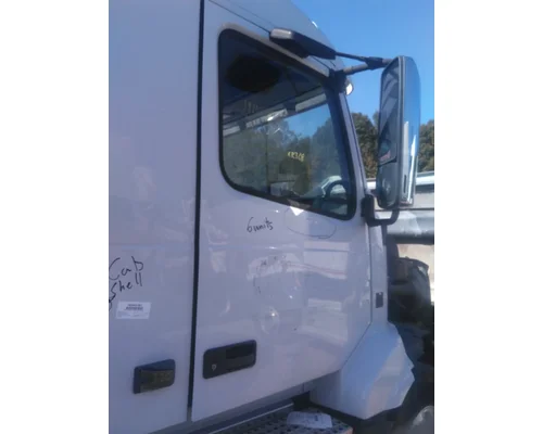 VOLVO VNL 1999-2025 DOOR ASSEMBLY, FRONT