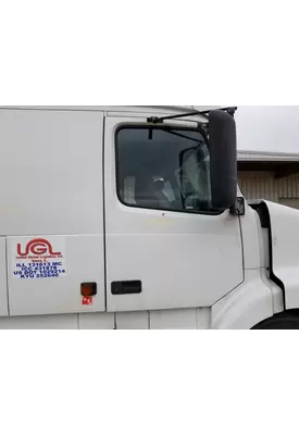 VOLVO VNL 1999-2025 DOOR ASSEMBLY, FRONT